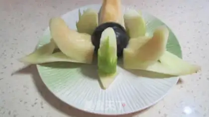 Make Fruit platter series step 3