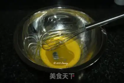 Make Coconut chimes step 1