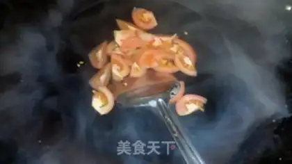 Make Tomato egg soup step 4