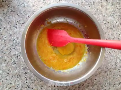 Make Orange Madeleine step 2