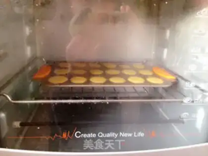 Make Orange Madeleine step 7