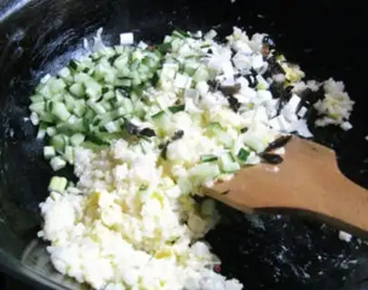 Make Fried herbs step 2