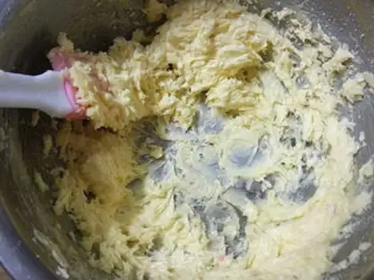 Make Cream-crackers step 1