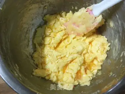 Make Cream-crackers step 3