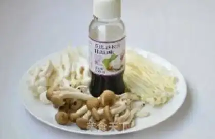 Make Steaming a variety of mushrooms step 0