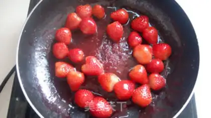 Make Strawberry pizza step 6