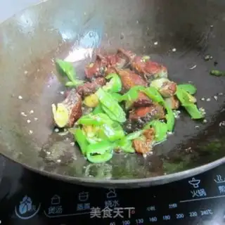 Make Blue pepper larvae step 7