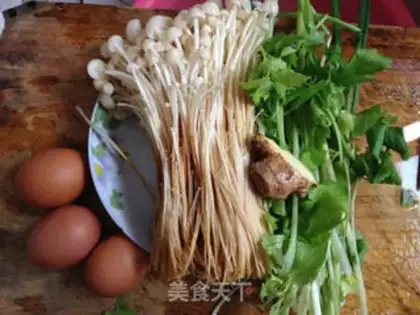 Make Golden mushrooms and eggs step 0
