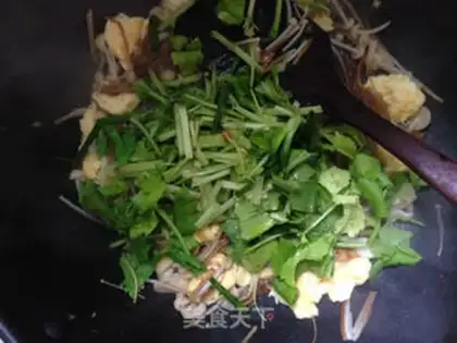 Make Golden mushrooms and eggs step 7