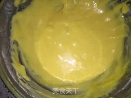 Make Strawberry cheese mousse cake step 3