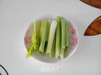Make Celery fried chicken step 0