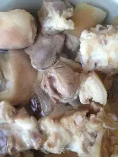 Make Beer pig hoof step 1
