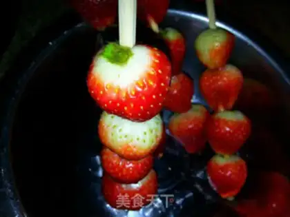 Make Ice cream strawberries step 5