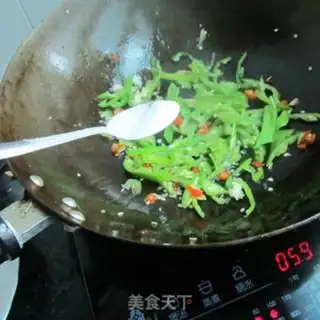 Make Peppers fried shrimp step 3