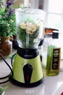 Make Sweet Roller nut sauce step 2