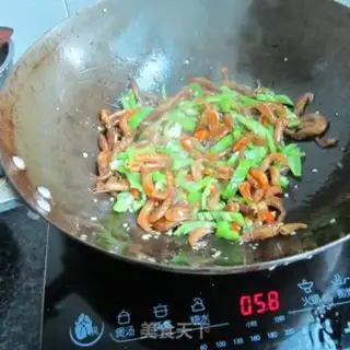 Make Peppers fried shrimp step 6
