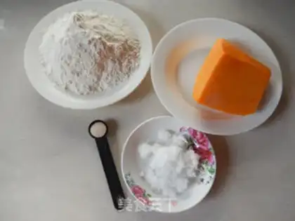 Make Rose buns step 0