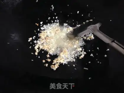 Make A fan of garlic steamed squid step 5