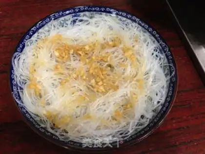 Make A fan of garlic steamed squid step 7