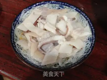 Make A fan of garlic steamed squid step 8