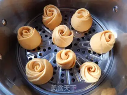 Make Rose buns step 14