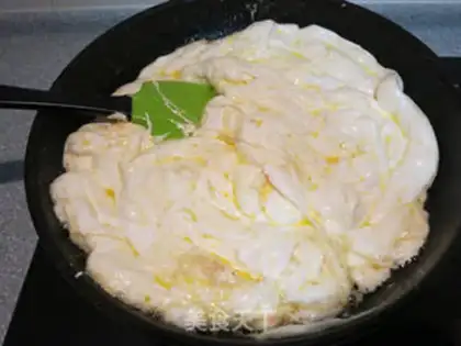 Make Cow Rolling Sugar step 7