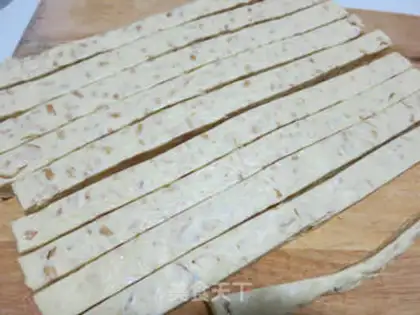 Make Cow Rolling Sugar step 15