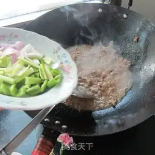 Make Cricket onions step 5
