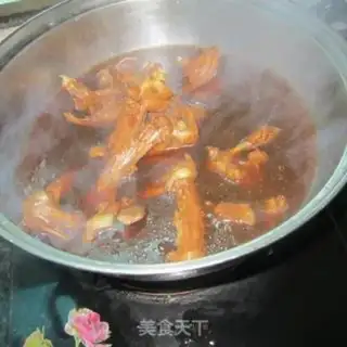 Make The hala duck stand step 8