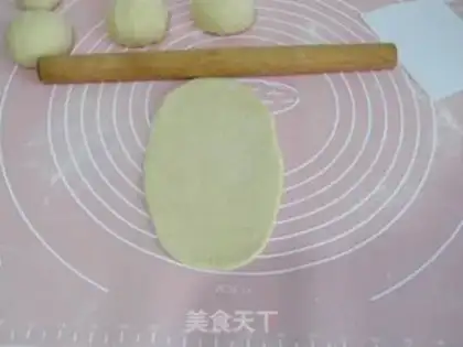 Make Milky snail bread step 6
