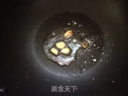 Make Frozen tofu fish soup step 1