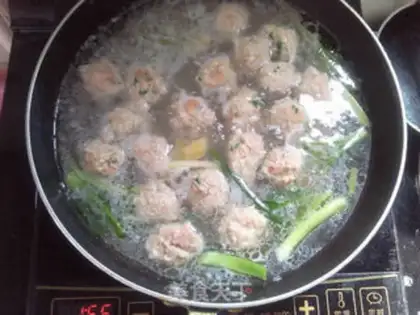 Make The green cabbage croquettes step 8