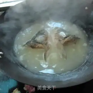 Make Onion fish head soup step 5