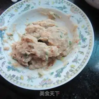 Make Onion fish mudballs step 4