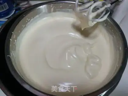 Make Honey sponge cake step 3
