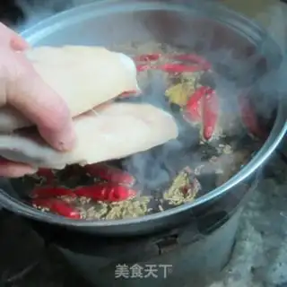Make Spicy pig hands step 5