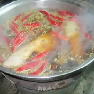Make Spicy pig hands step 6