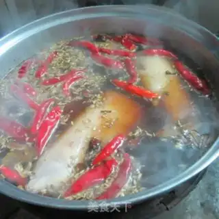Make Spicy pig hands step 7