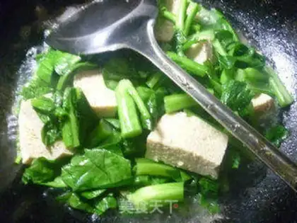 Make Frozen tofu cooking oil step 5