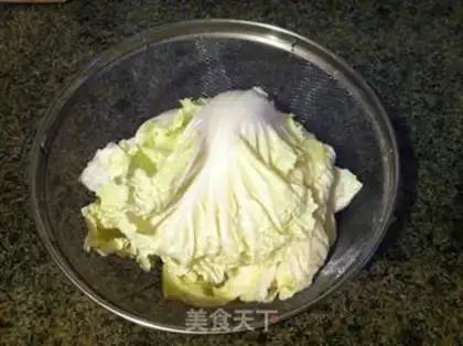 Make Garlic fan cabbage step 0