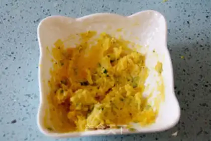 Make Egg salad boat step 4