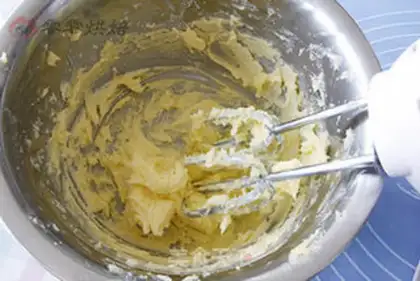 Make Double cookie rolls step 1