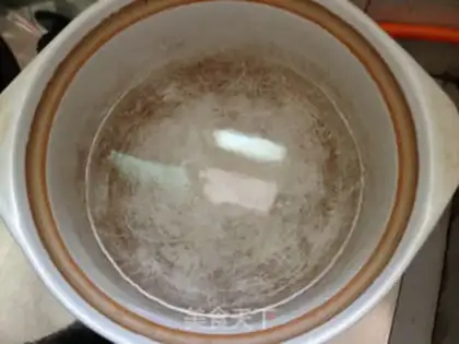 Make Pour the ginger-tree step 1