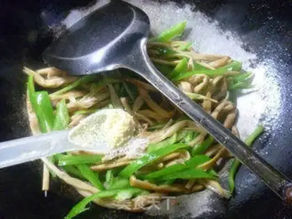 Make The green peppers, the yellow cabbage step 7