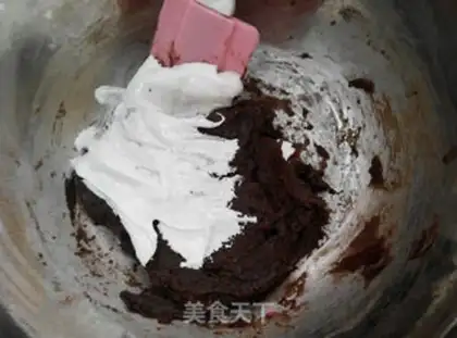 Make Chocolate Macalon step 8