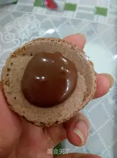 Make Chocolate Macalon step 13