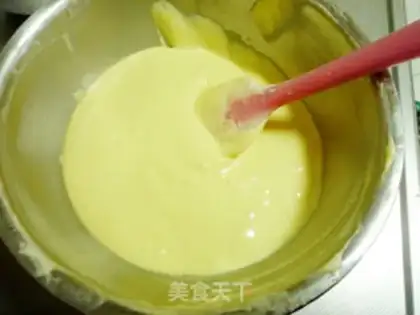 Make Rainbow naked cake step 12