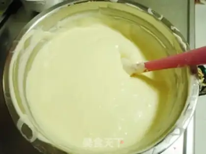 Make Rainbow naked cake step 14