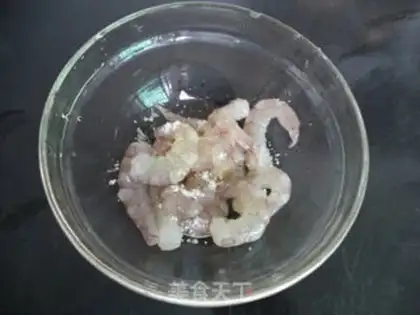Make A series of red shrimp step 2