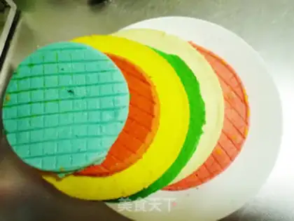 Make Rainbow naked cake step 21